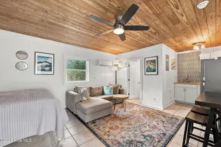 2306 Emerald Drive 1, Emerald Isle, NC 28594 — condo in Emerald Cove Condominiums, Emerald Isle, NC, photo 11 of 51: Unit 1 Studio