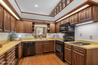 159 Loblolly Drive, Pine Knoll Shores, NC 28512 – photo 13: Kitchen