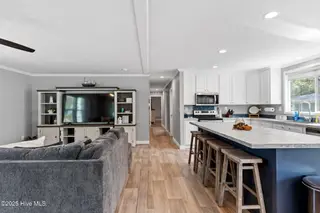 226 Live Oak Drive, Sunset Beach, NC 28468 – photo 8: 18-web-or-mls-CamMediaLLC.com (34 of 38)