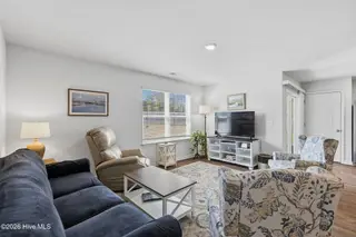 141 Fresh Air Drive, Hampstead, NC 28443 – photo 17: 22-web-or-mls-GI - 141 Fresh Air Dr - Li