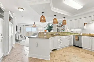 1550 Salter Path Road 405, Indian Beach, NC 28512 – photo 4: 5-web-or-mls-590A9428
