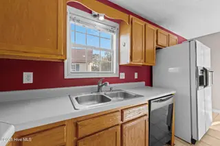 164 Parnell Road, Hubert, NC 28539 – photo 11: 36-web-or-mls-_RAD9479