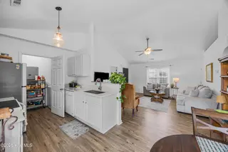 5400 Sun Coast Drive, Wilmington, NC 28411 – photo 16: 16_hallway