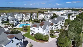 101 Sound Side Drive, Atlantic Beach, NC 28512 — 5-bedroom home in Bay Ridge, Atlantic Beach, NC, photo 8 of 65: 8-web-or-mls-DJI_20260915151824_0128_D