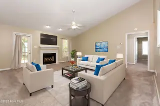 571 Deer Run Road, New Bern, NC 28562 – photo 4: (2554-of-1) - Living Room - Standard - 1