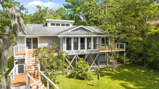 5504 Gondolier Drive, New Bern, NC 28560 – photo 3: 5-web-or-mls-DJI_20251003131527_0137_D