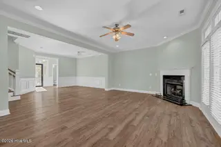 4907 Whitner Drive, Wilmington, NC 28409 — 3-bedroom townhome in Holly Glen, Wilmington, NC, photo 4 of 37