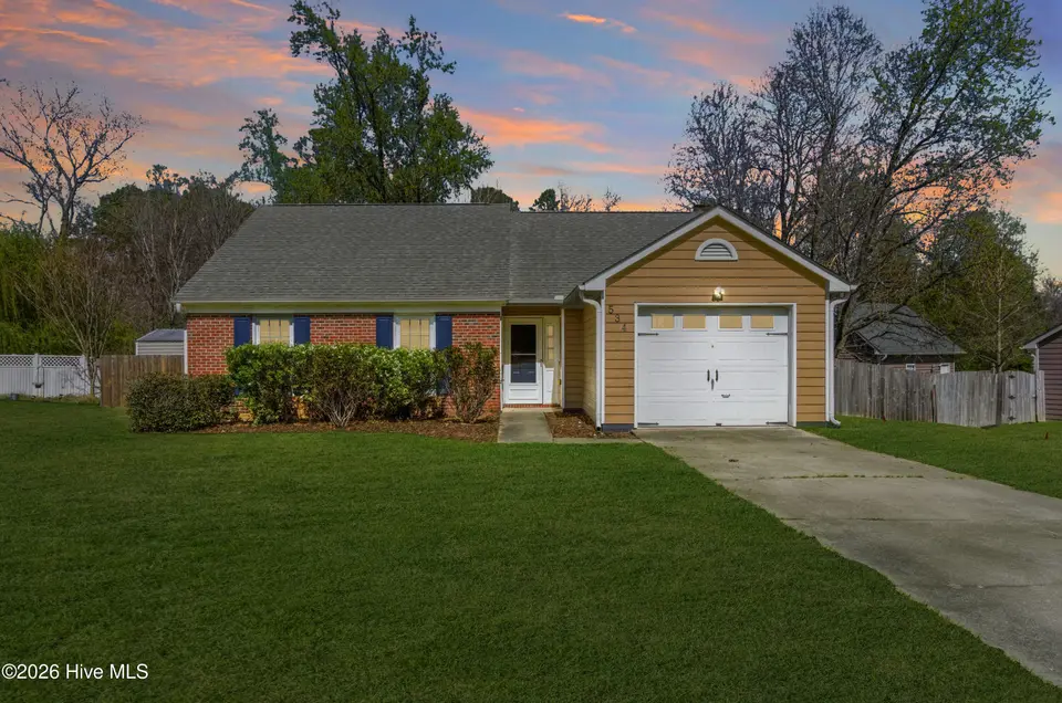 534 Shadowridge Road, Jacksonville, NC 28546 – photo 1 of 54: IMG_3494