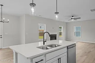 518 Grassy Gap Trail 68, Aberdeen, NC 28315 – photo 17: 18-web-or-mls-DSC07983