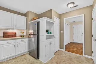 404 Jasmine N, Swansboro, NC 28584 — 3-bedroom condo in The Villages at Swansboro, Swansboro, NC, photo 18 of 36