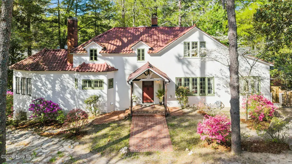650 E Indiana Avenue, Southern Pines, NC 28387 – photo 1 of 40: 1-web-or-mls-DJI_20260404101403_0116_D