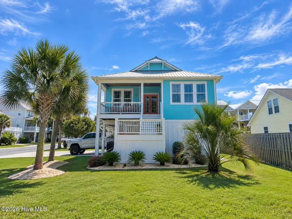 1404 Mackerel Lane, Carolina Beach, NC 28428 – photo 1 of 1