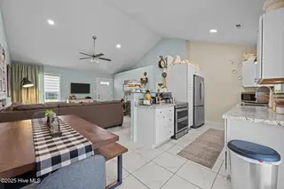 3418 Preakness Place, New Bern, NC 28562 – photo 8: View of the openess