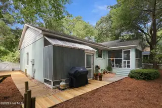 188 Loblolly Drive, Pine Knoll Shores, NC 28512 – photo 5: 6-web-or-mls-IMG_1047