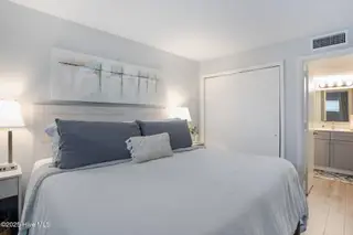 711 S Lumina Avenue 111, Wrightsville Beach, NC 28480 — 1-bedroom condo in Surf Motel Condo, Wrightsville Beach, NC, photo 9 of 16: Surf Suites 111 9