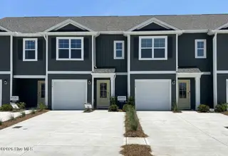 4358 Majesty Drive Unit 366, Castle Hayne, NC 28429 — 3-bedroom townhome in Sidbury Station, Castle Hayne, NC, photo 1 of 36: Pearson