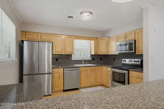800 Mill River Road, Jacksonville, NC 28540 – photo 15