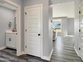 333 Staysail Drive, Elizabeth City, NC 27909 – photo 10: Hallway Down