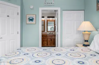 982 Ocean Boulevard W, Holden Beach, NC 28462 – photo 24: 982_OBW-25