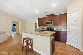 265 Independence Boulevard, Newport, NC 28570 – photo 10: kitchen