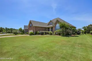728 Highlands Drive, Hampstead, NC 28443 – photo 3