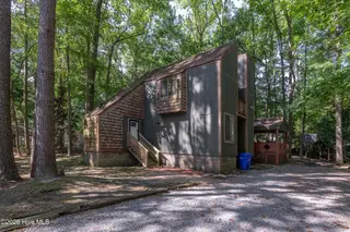 107 Tanglewood Drive, Greenville, NC 27858 – photo 1: 5