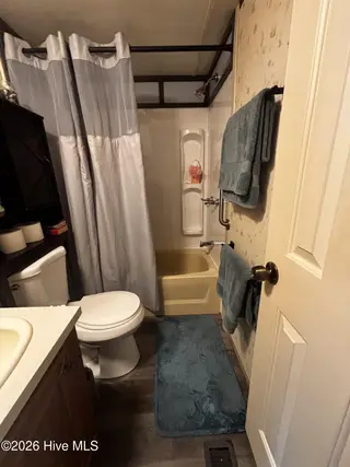 2882 Six Pence Drive SW, Supply, NC 28462 — 2-bedroom manufactured home in Buccaneer Hills, Supply, NC, photo 24 of 33