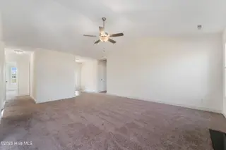 424 Montgomery Drive, Jacksonville, NC 28546 – photo 7: DSC07828
