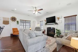2236 Birch Hollow Drive, Winterville, NC 28590 – photo 5: Living Room