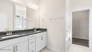349 Maddox Drive, Aberdeen, NC 28315 – photo 21: Bathroom