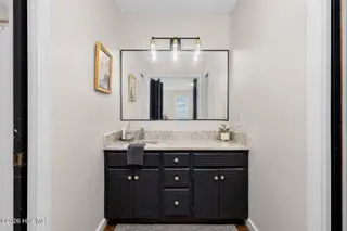 113 Edinborough Court, Rocky Mount, NC 27803 – photo 21: Primary bath