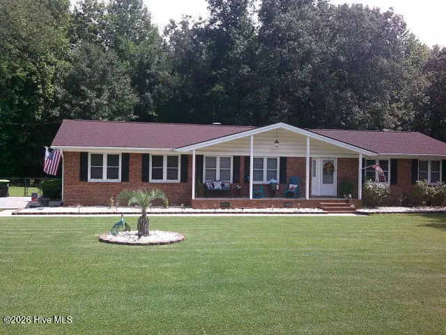 361 Country Club Road, Whiteville, NC 28472 – photo 1 of 41: DSCF0061