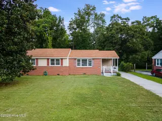 819 Barn Street, Jacksonville, NC 28540 – photo 2