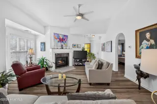 3907 Botsford Court Unit 204, Wilmington, NC 28412 — 2-bedroom condo in Rivers Edge, Wilmington, NC, photo 10 of 37: 3907BotsfordCourtUnit204-14
