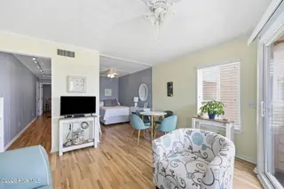 1904 E Ft Macon Road 144, Atlantic Beach, NC 28512 – photo 4: Living