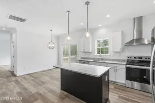 9163 Southern Boulevard SE, Winnabow, NC 28479 — 3-bedroom home, Winnabow, NC, photo 13 of 28: Kitchen