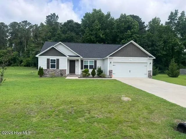 335 James Hedrick Court, Jacksonville, NC 28540 – photo 1 of 10: Front