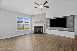 223 Independence Boulevard, Newport, NC 28570 – photo 7: 7-web-or-mls-223-Independance-007