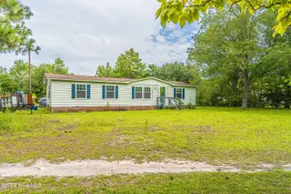 2820 Roseland Road, Aberdeen, NC 28315 – photo 3: Front exterior