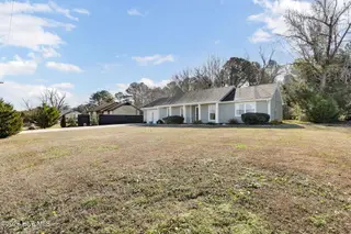 780 Old Folkstone Road, Sneads Ferry, NC 28460 – photo 2: 42-web-or-mls-6G8A4840