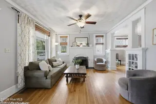 912 W Church Street, Elizabeth City, NC 27909 – photo 7: Living Room