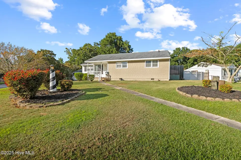 200 Banks Street, Jacksonville, NC 28540 — 3-bedroom home in New River Homes, Jacksonville, NC, photo 1 of 50