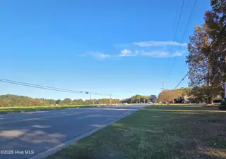 000 124-A N Road Street, Elizabeth City, NC 27909 – photo 4: 20251104_153528