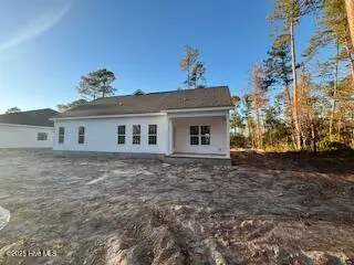 4066 Hunters Trail, Jacksonville, NC 28546 – photo 3: Back of House