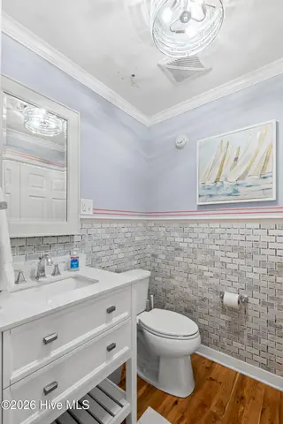 31 Horsemint Trail, Bald Head Island, NC 28461 — 3-bedroom home in BHI (Bald Head Island), Bald Head Island, NC, photo 11 of 50: web-18
