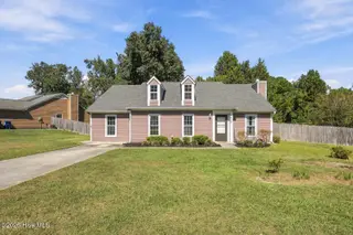 530 Shadowridge Road, Jacksonville, NC 28546 — 4-bedroom home in Brynn Marr, Jacksonville, NC, photo 1 of 32: shadow-2
