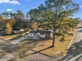 514 Seminole Trail, Jacksonville, NC 28540 – photo 1: 134098818157689580_134098818056912465_DJ