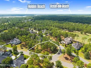 484 Emerald Valley Drive, Shallotte, NC 28470 — 4-bedroom home in Rivers Edge, Shallotte, NC, photo 4 of 47: 5-web-or-mls-CAMMediaLLC.com (4 of 13)