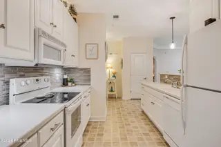 240 Woodlands Way Unit 4, Calabash, NC 28467 — 3-bedroom condo in Woodlands @ Crow Creek, Calabash, NC, photo 7 of 64: 240 Woodlands Way-8