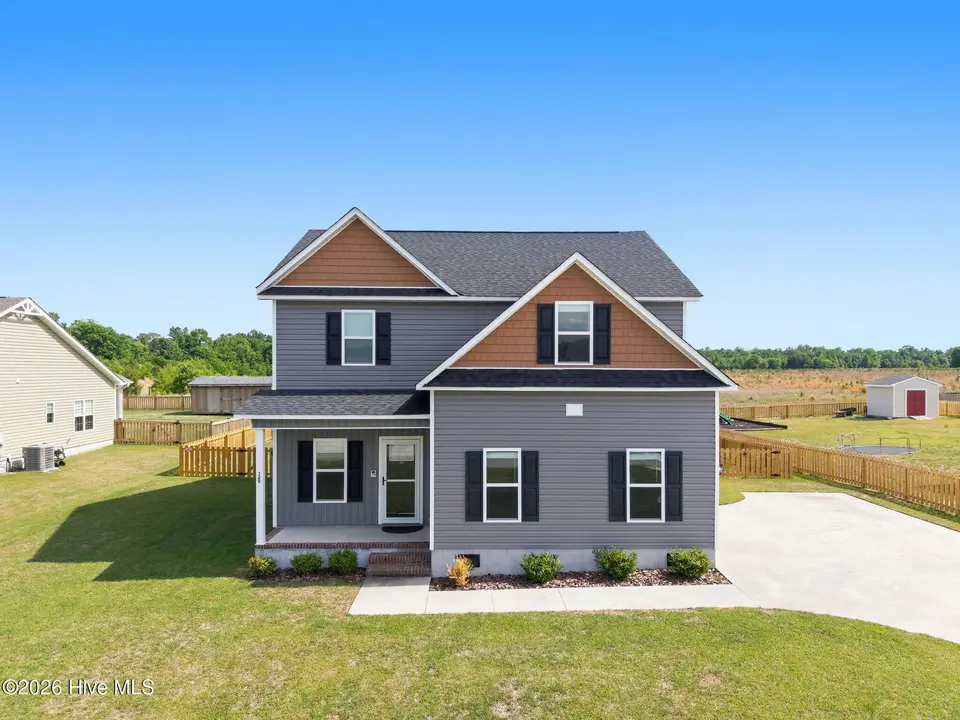 120 Cypress Manor Court, Jacksonville, NC 28540 – photo 1 of 48: 2-web-or-mls-120 Cypress Manor Ct. 91